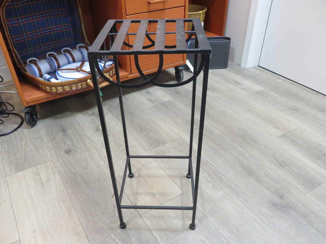 Black Metal Stand