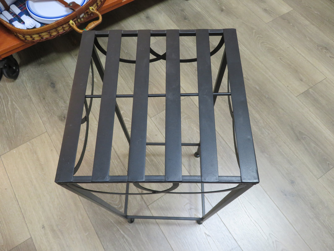 Black Metal Stand