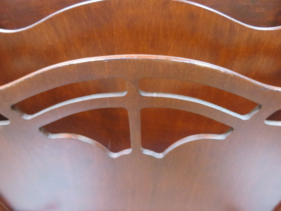 Butler Magazine Rack