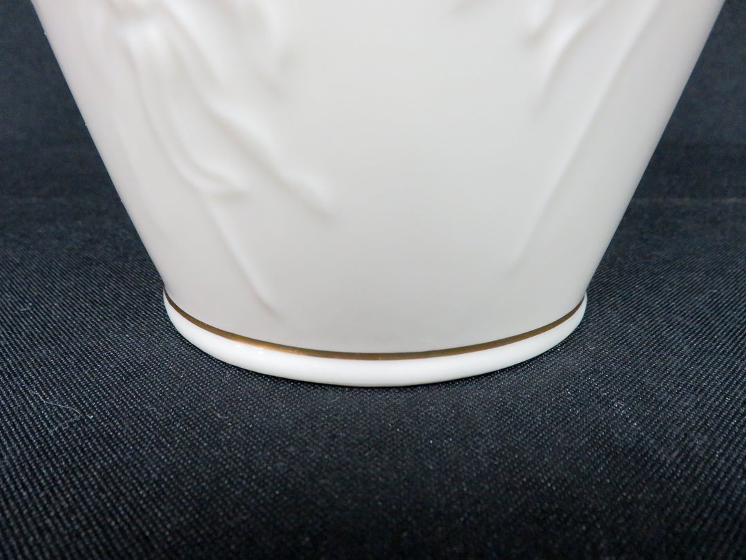 Lenox Masterpiece Collection Vase
