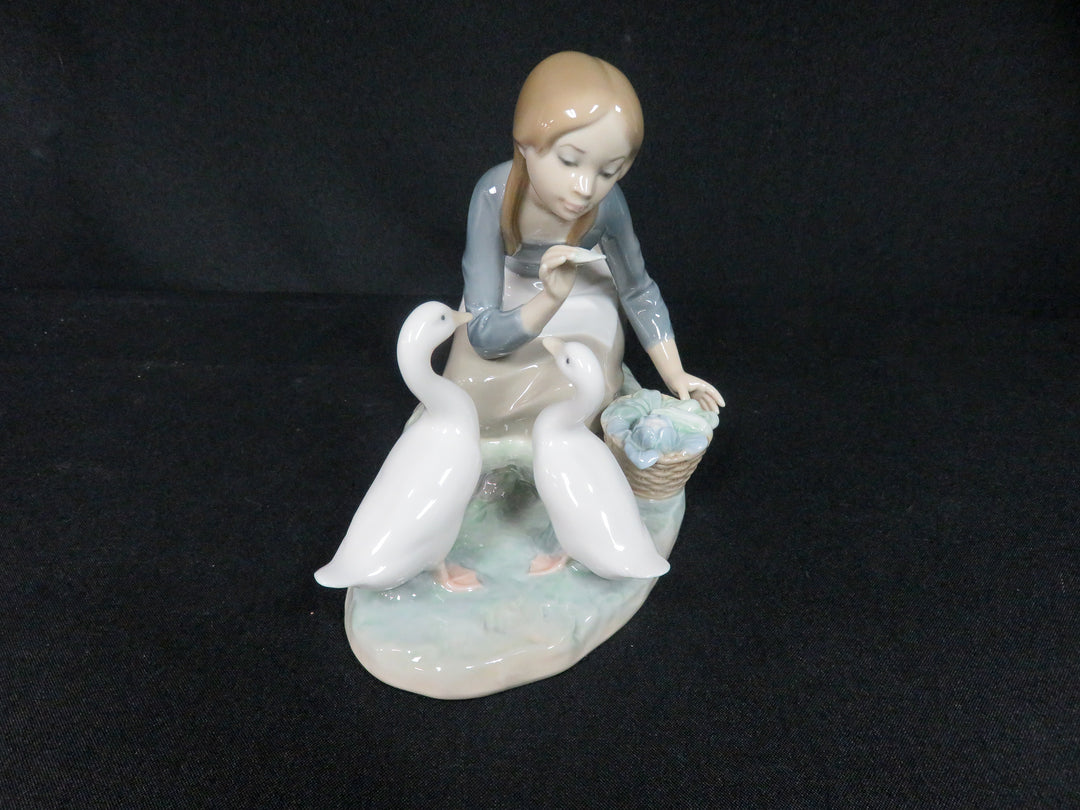 Lladró Figurine