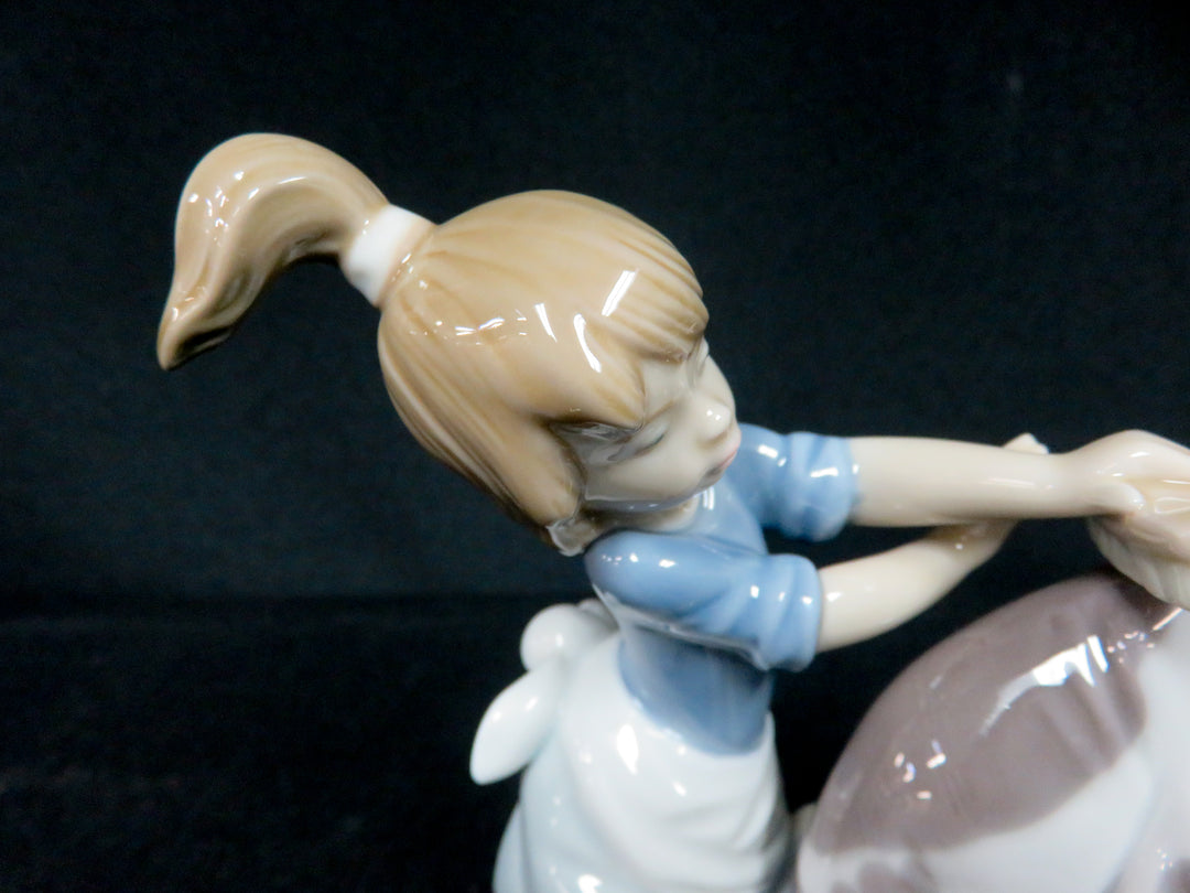 Lladró Figurine
