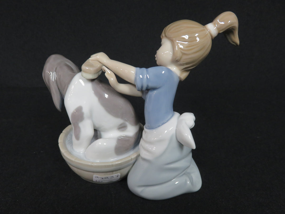 Lladró Figurine