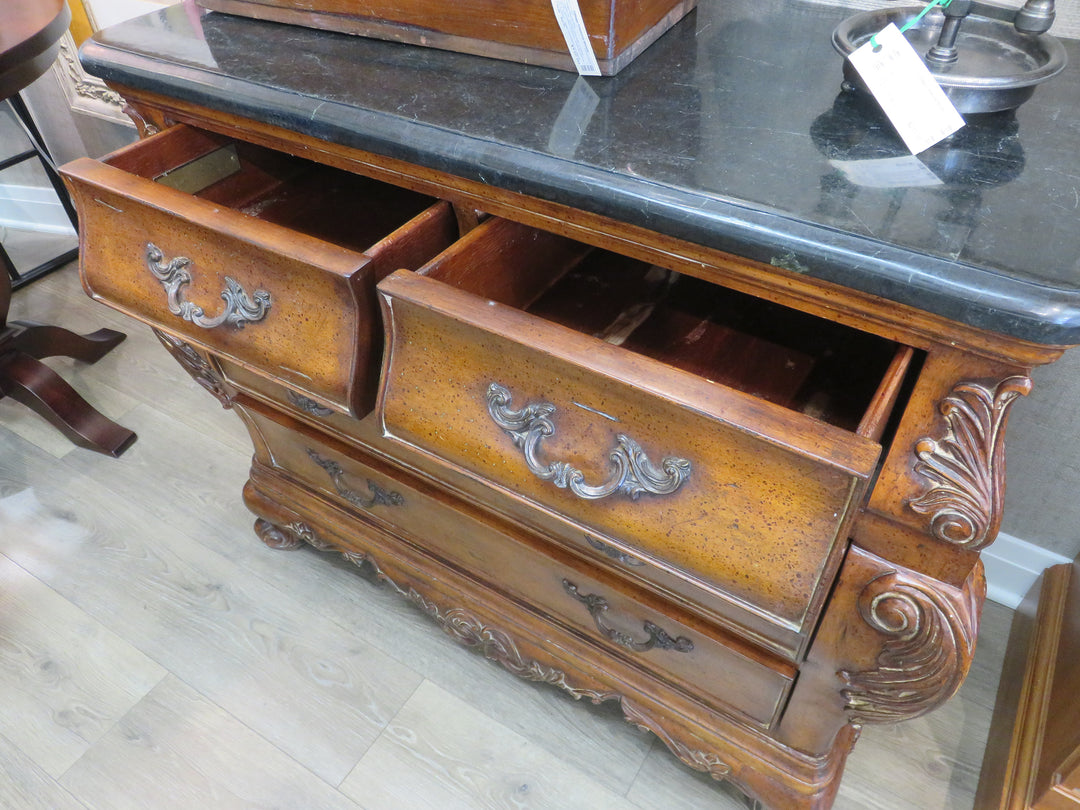 Thomasville Chateau Provence Bombe Chest