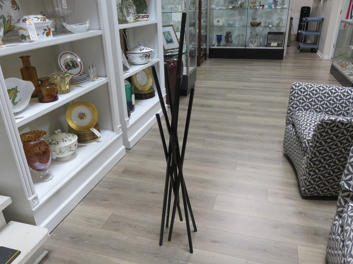 Brandon Petry Floor Sculpture