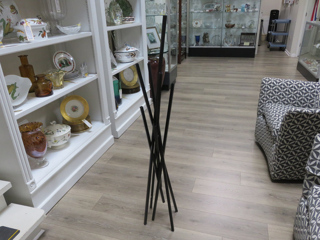Brandon Petry Floor Sculpture
