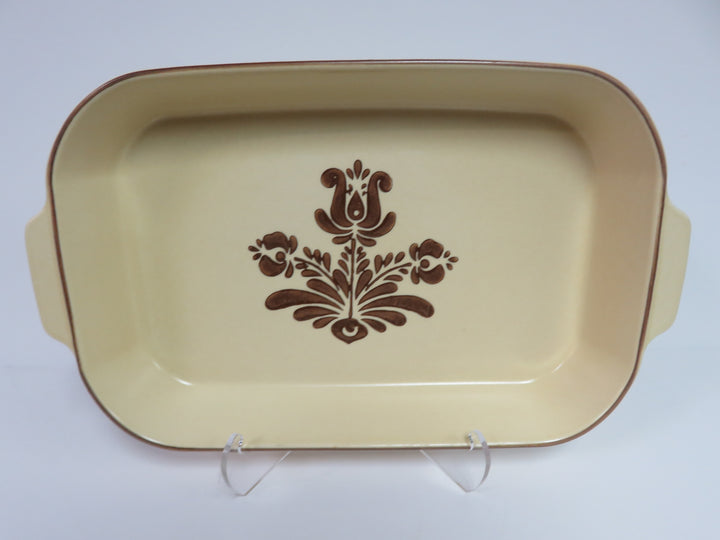 Pfaltzgraff Casserole Baker