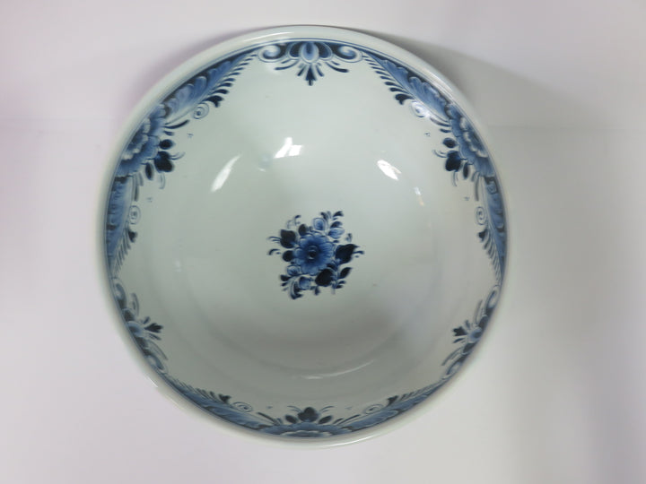 Delft Serving Bowl