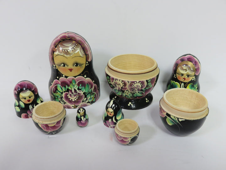 Matryoshka Nesting Dolls