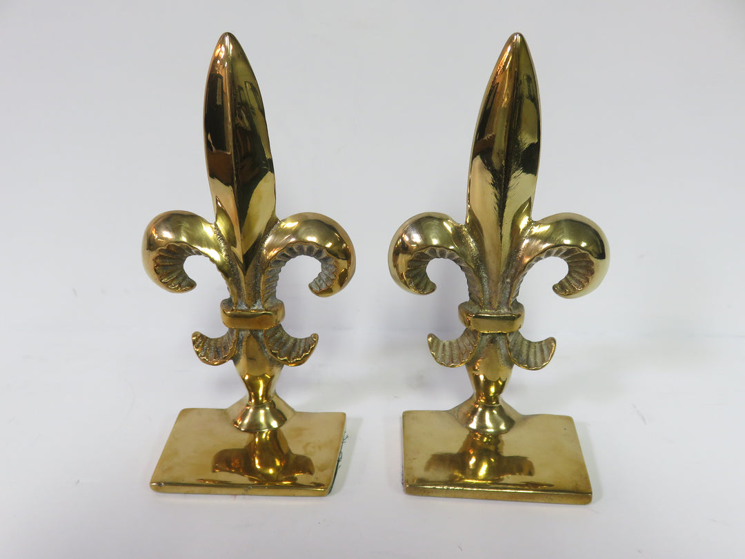 Andrea by Sadak Bookends