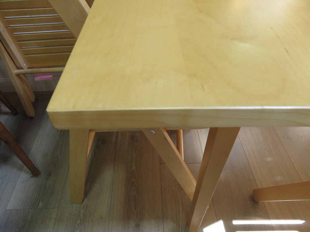 Contemporary Expandable Table & Chair Set