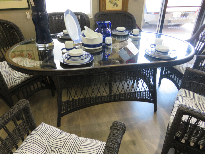 Outdoor Resin Wicker Table & Six Chairs