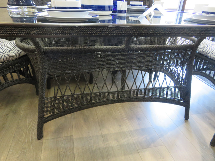 Outdoor Resin Wicker Table & Six Chairs
