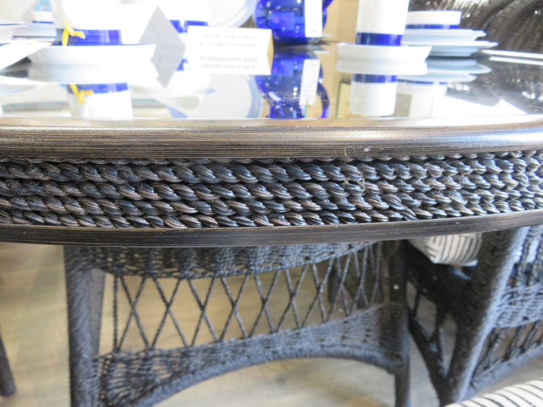 Outdoor Resin Wicker Table & Six Chairs