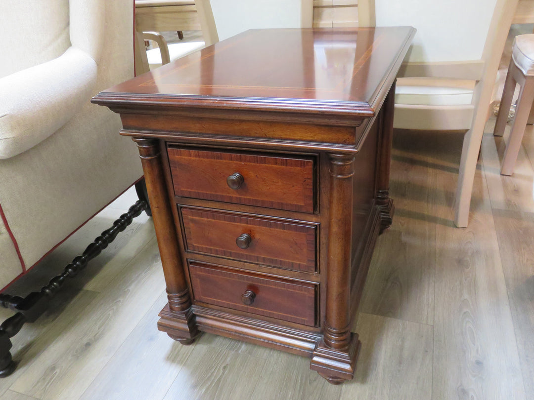 Thomasville Fredericksburg End Table