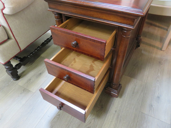 Thomasville Fredericksburg End Table