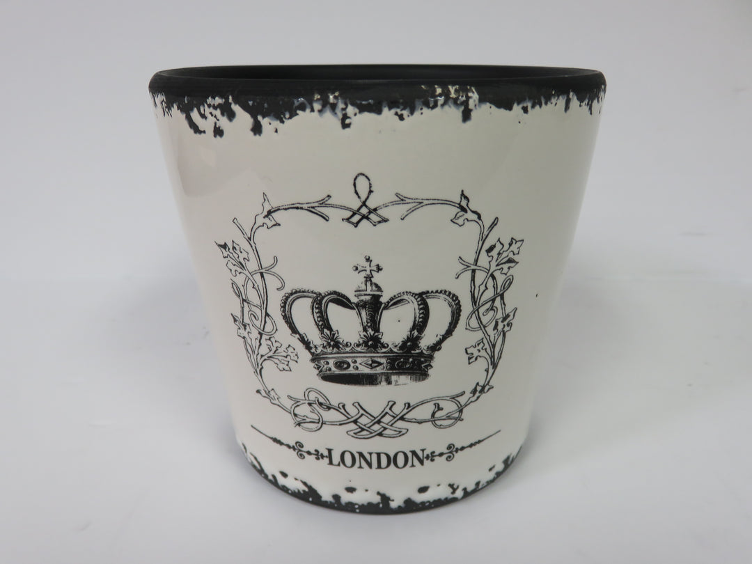 Thompson Ferrier London Candleholder