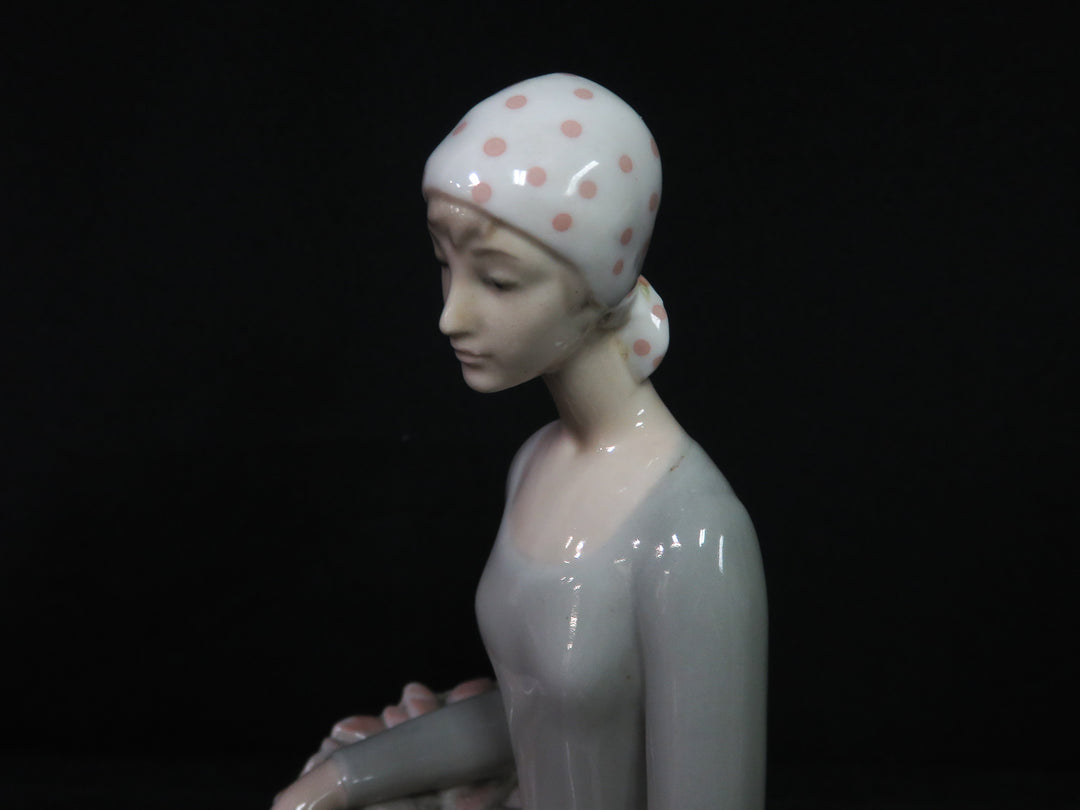 Nao Figurine