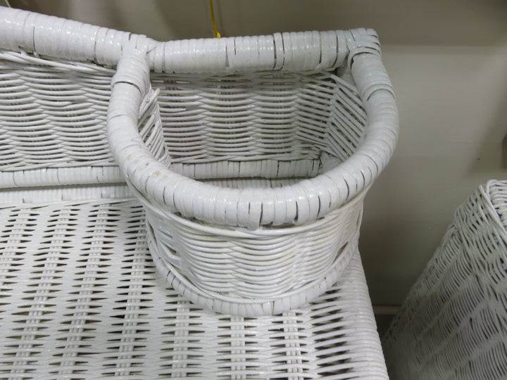 White Wicker Desk/Vanity