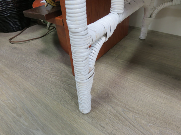 White Wicker Desk/Vanity