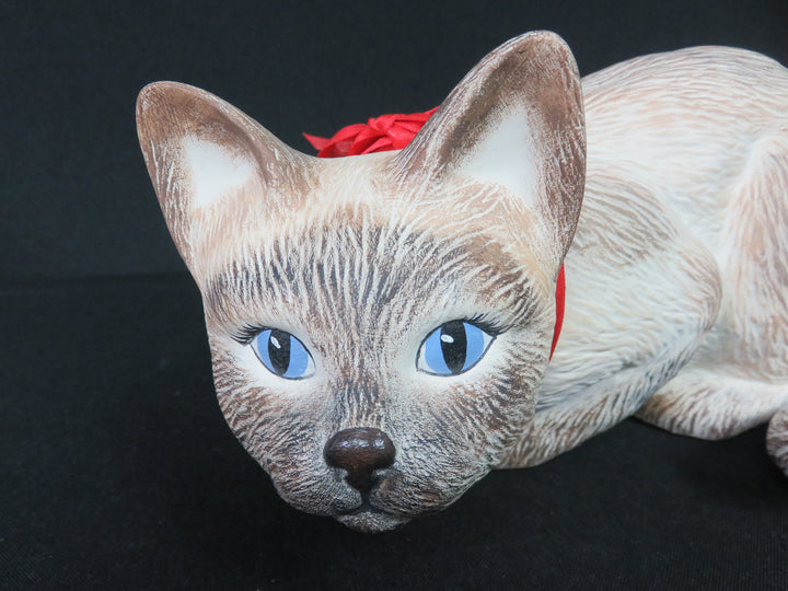 Siamese Cat Figurine