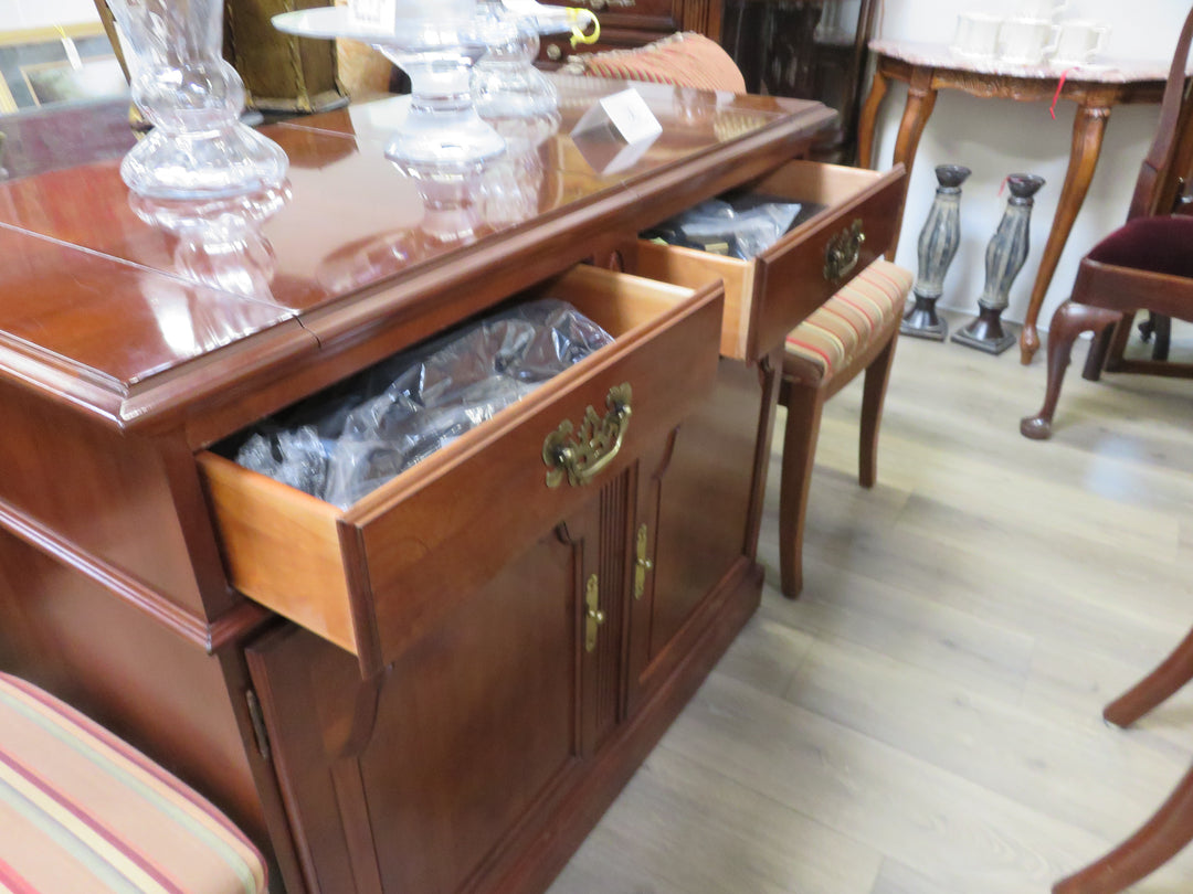 Ethan Allen Server
