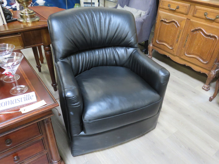 "Luxe Leather" Swivel Chair