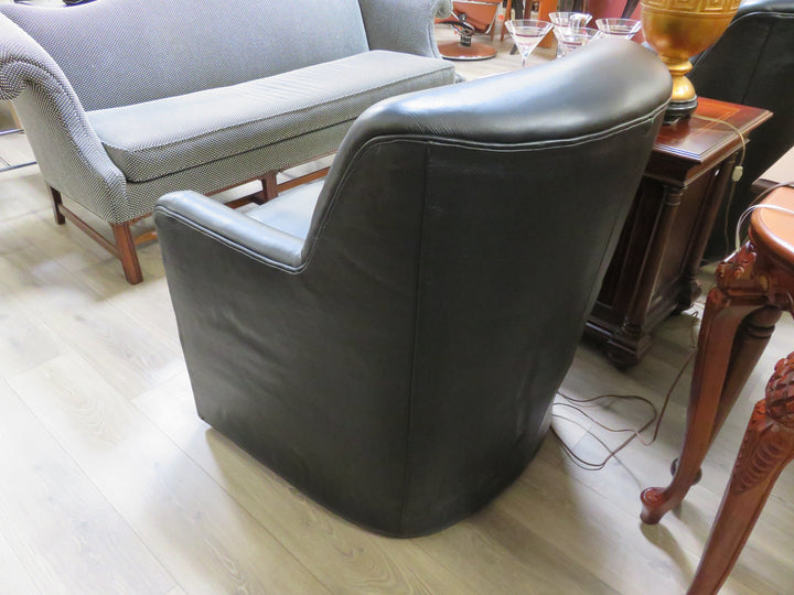 "Luxe Leather" Swivel Chair