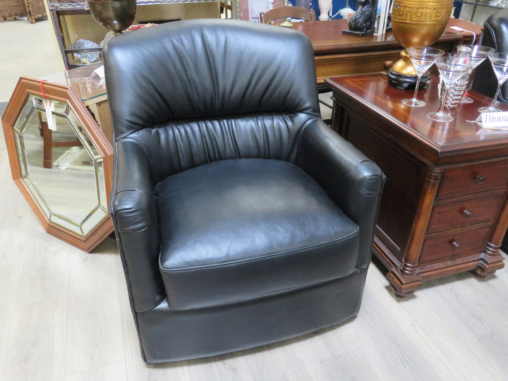 "Luxe Leather" Swivel Chair