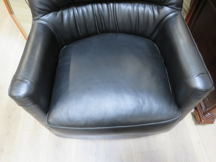 "Luxe Leather" Swivel Chair
