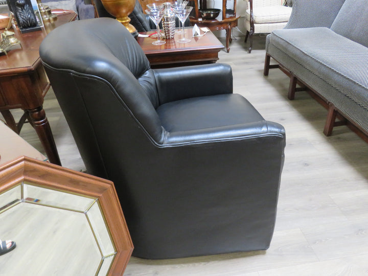 "Luxe Leather" Swivel Chair