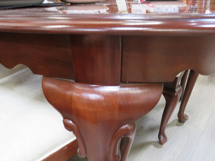 Ethan Allen Dining Table & Six Chairs
