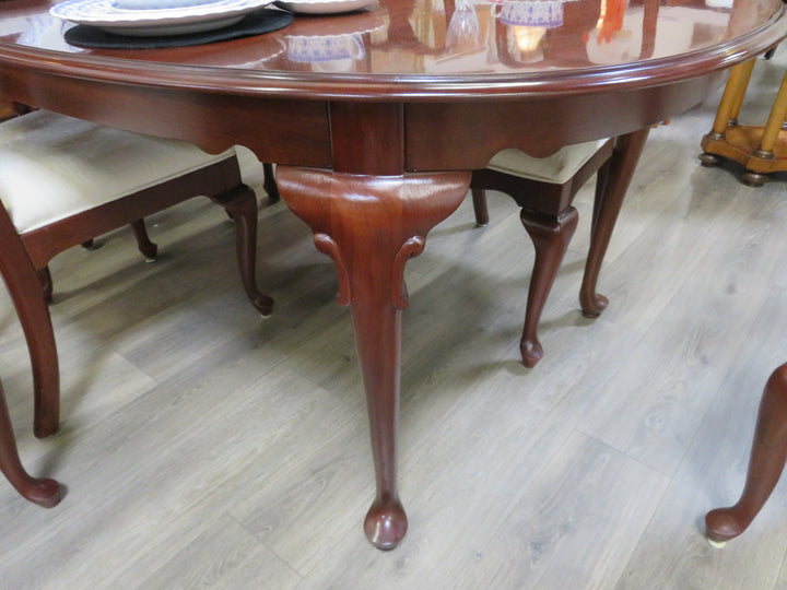 Ethan Allen Dining Table & Six Chairs