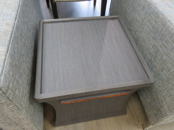Cube Seat With Pull-out Shelf