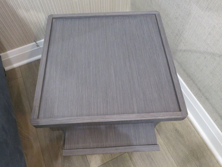 Cube Seat With Pull-out Shelf