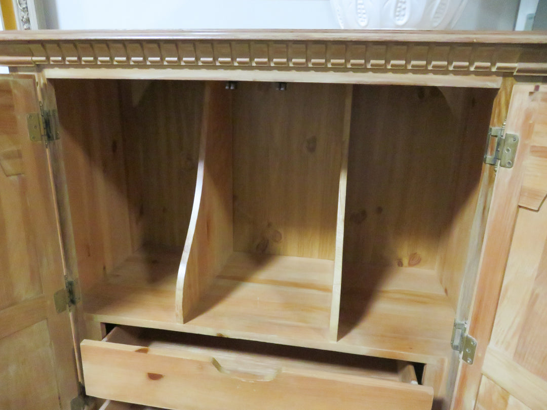 Kincade Knotty Pine Armoire