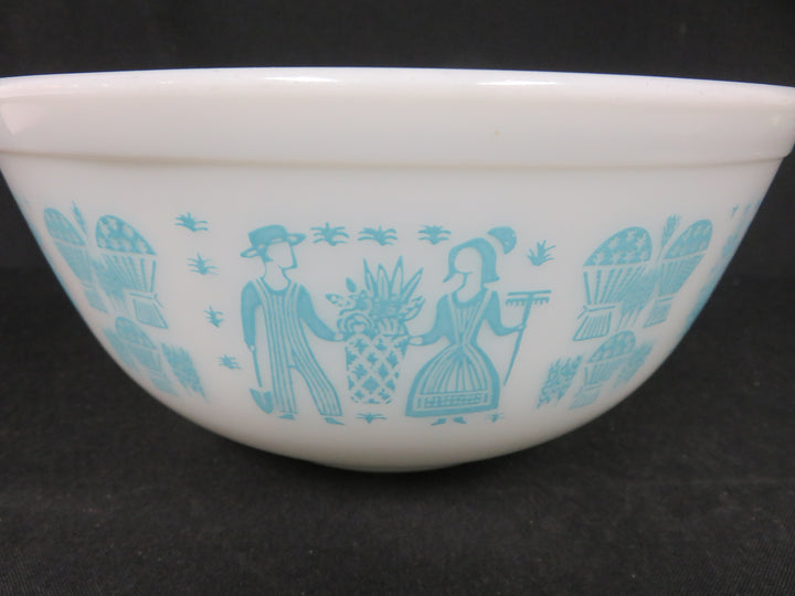 Pyrex Nesting Bowl Set
