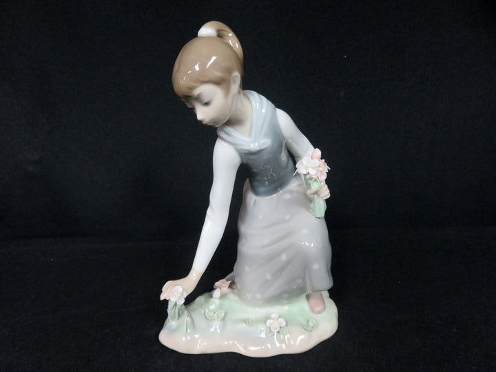 Lladró Figurine