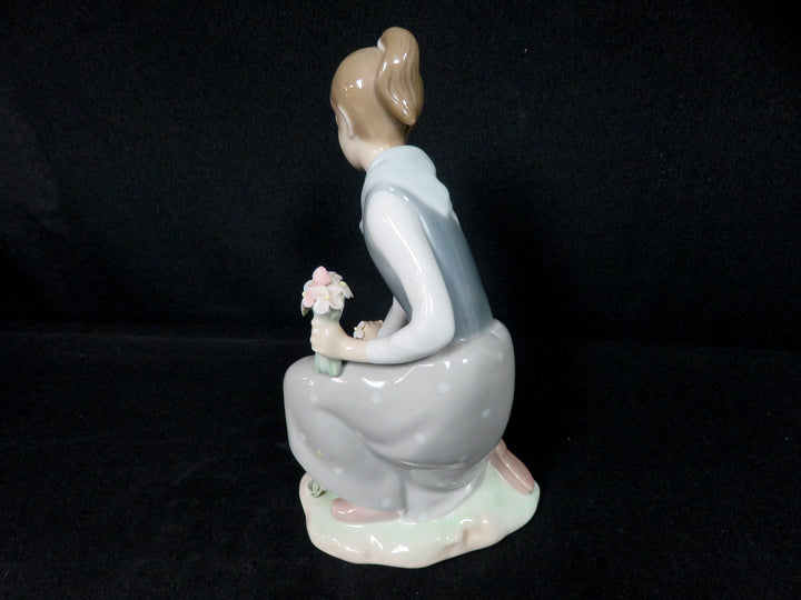 Lladró Figurine