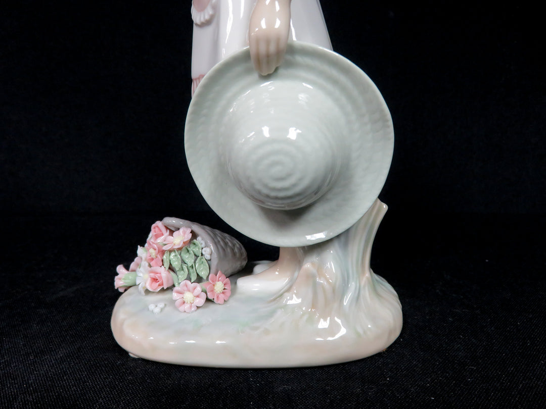 Lladró Figurine