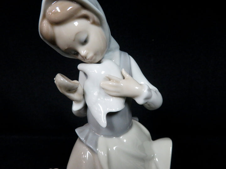 Lladró Figurine