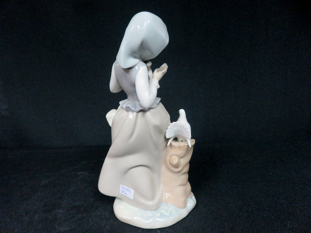 Lladró Figurine