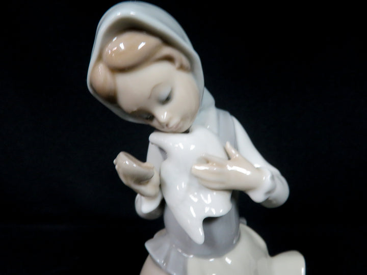 Lladró Figurine