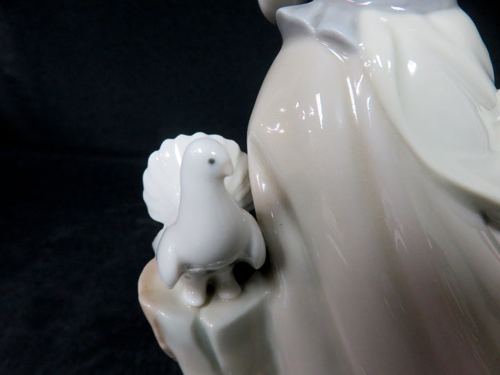 Lladró Figurine