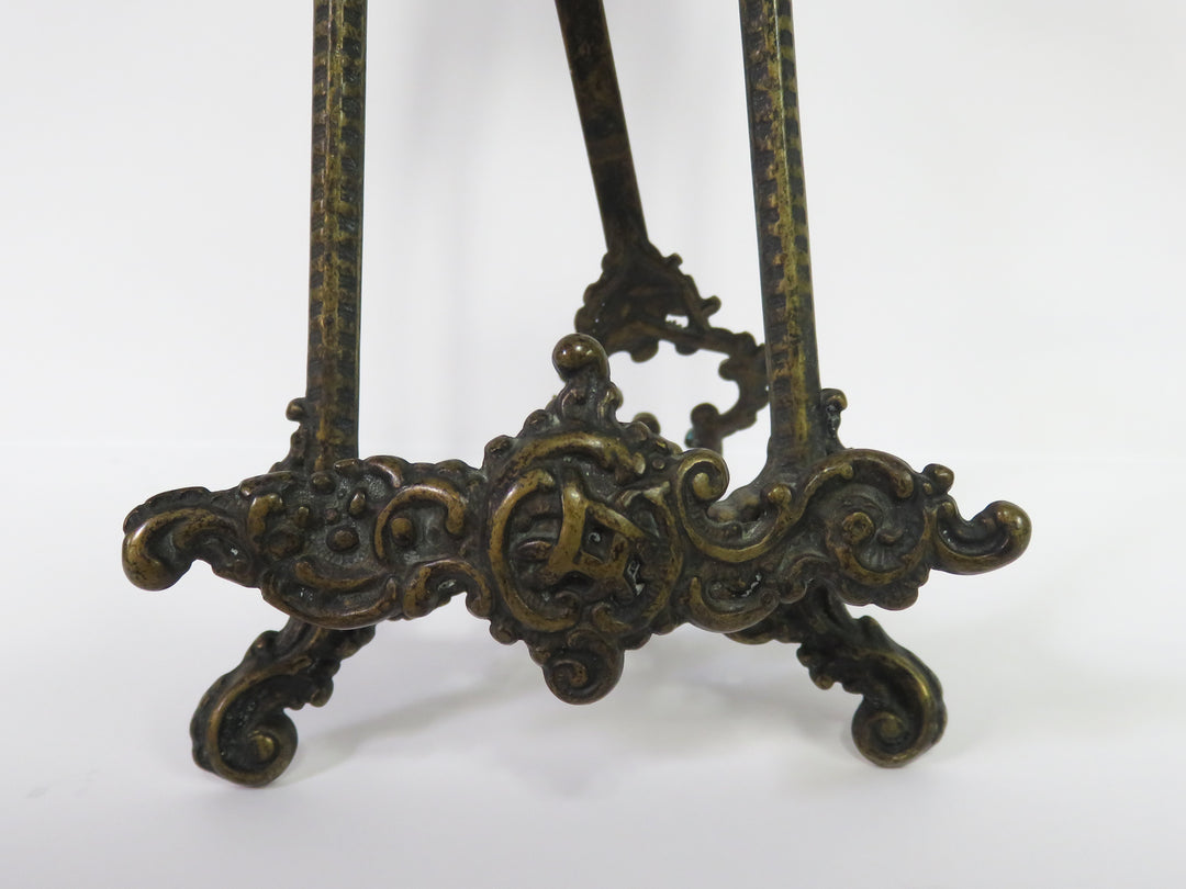 Tabletop Picture Easels