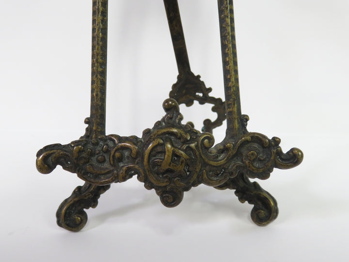 Tabletop Picture Easels
