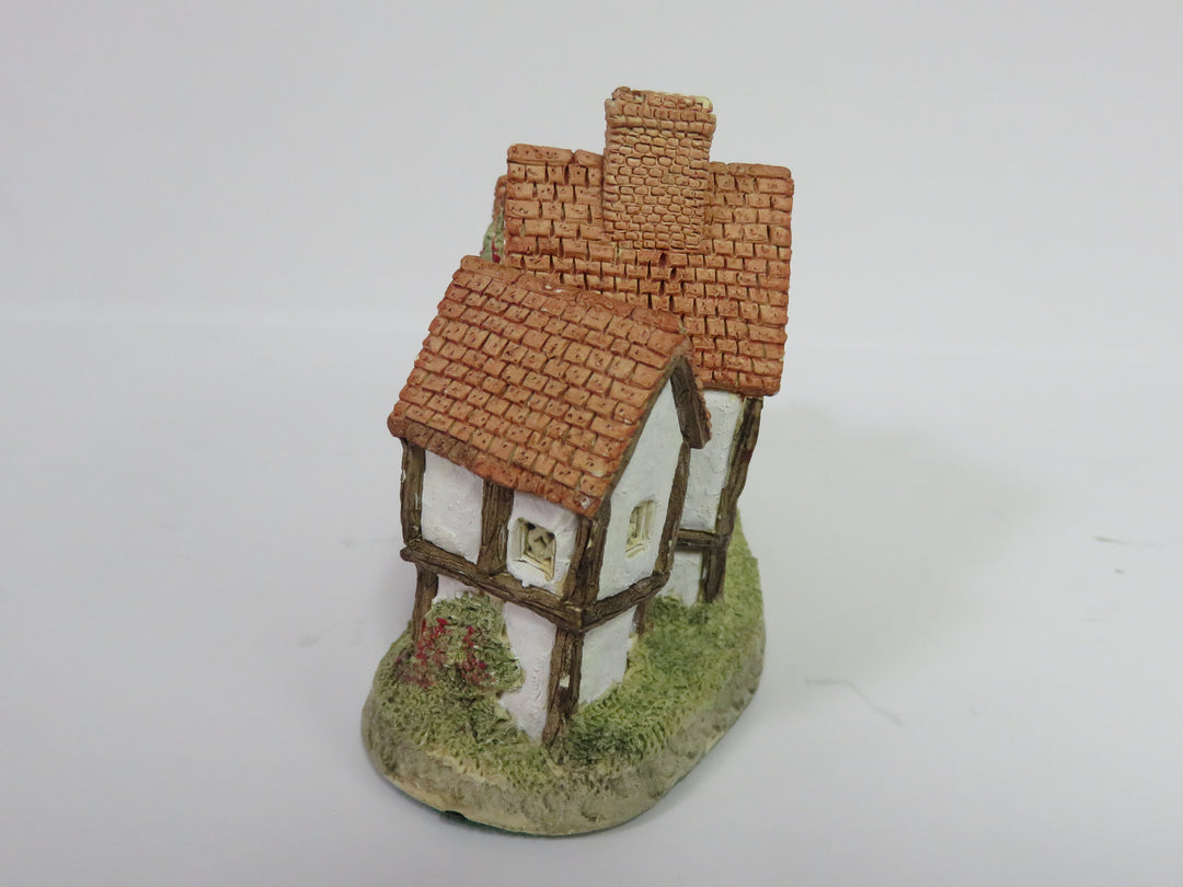 David Winter Figurine