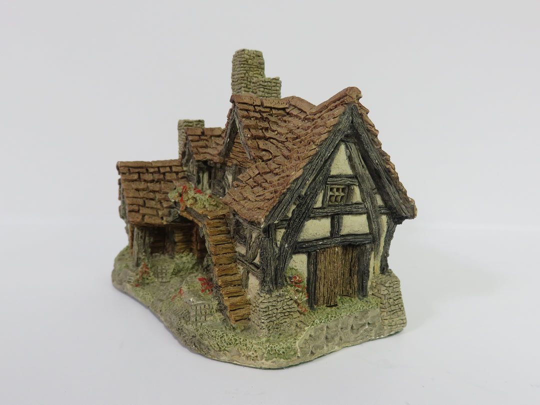 David Winter Sculpture