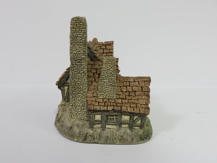 David Winter Sculpture