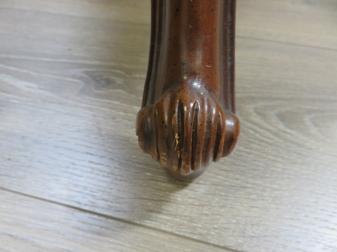 Century Queen Anne Dining Table & Chairs